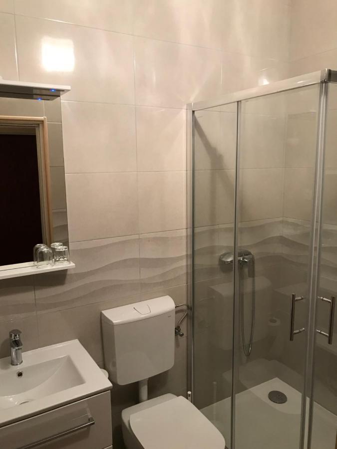 Apartment Santa Marina Примоштен Екстер'єр фото